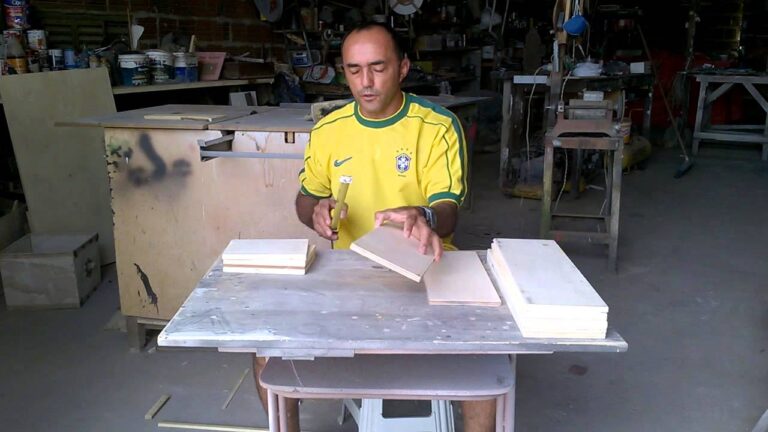 Estante em Formato de Casinha: Estilo e Funcionalidade para o Seu Ambiente